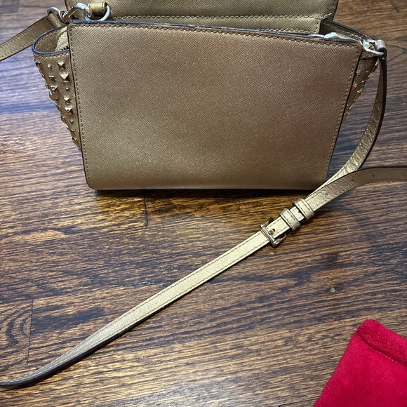 Michael Kors purse - Picture 4 of 4